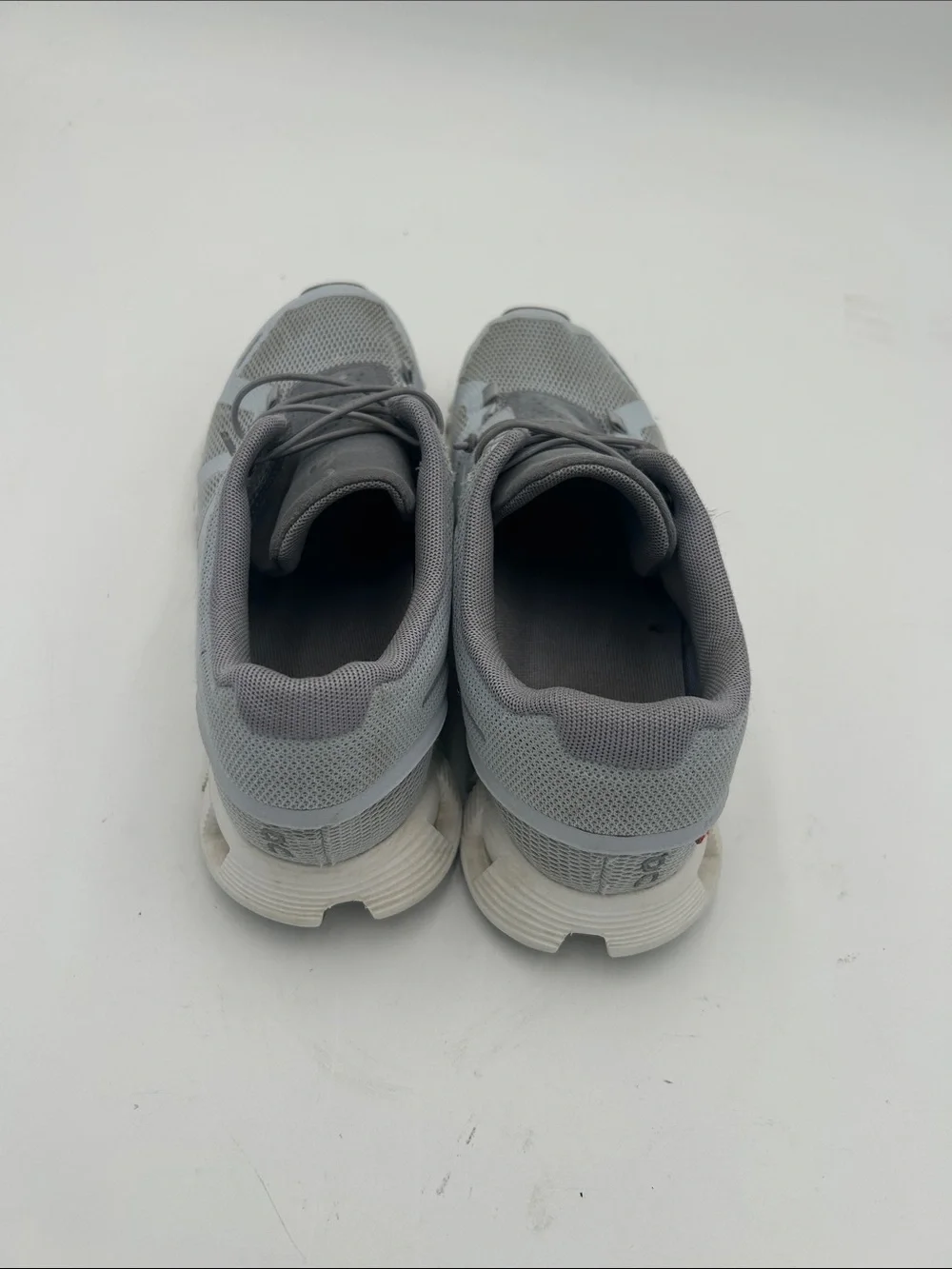 On Running Cloudswift Athletic Shoes in Light Gray and Dark Gray